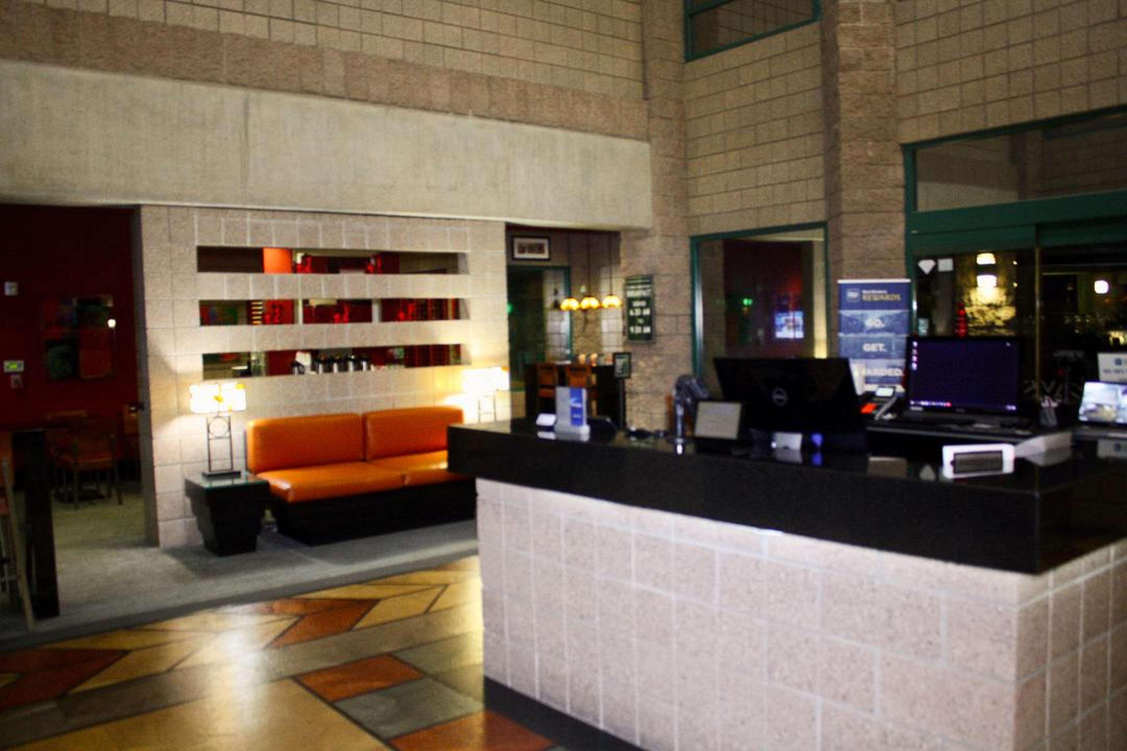 Best Western Plus Sundial Scottsdale Bagian luar foto