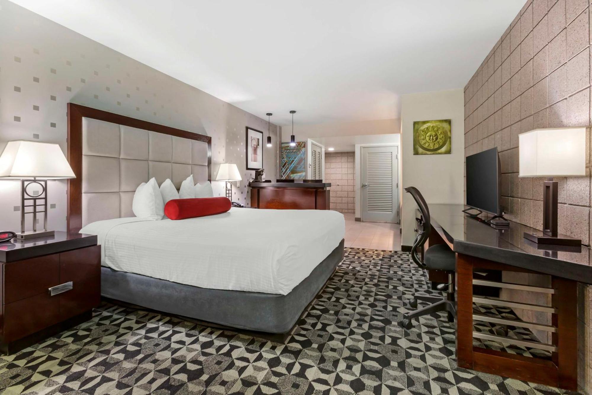 Best Western Plus Sundial Scottsdale Bagian luar foto