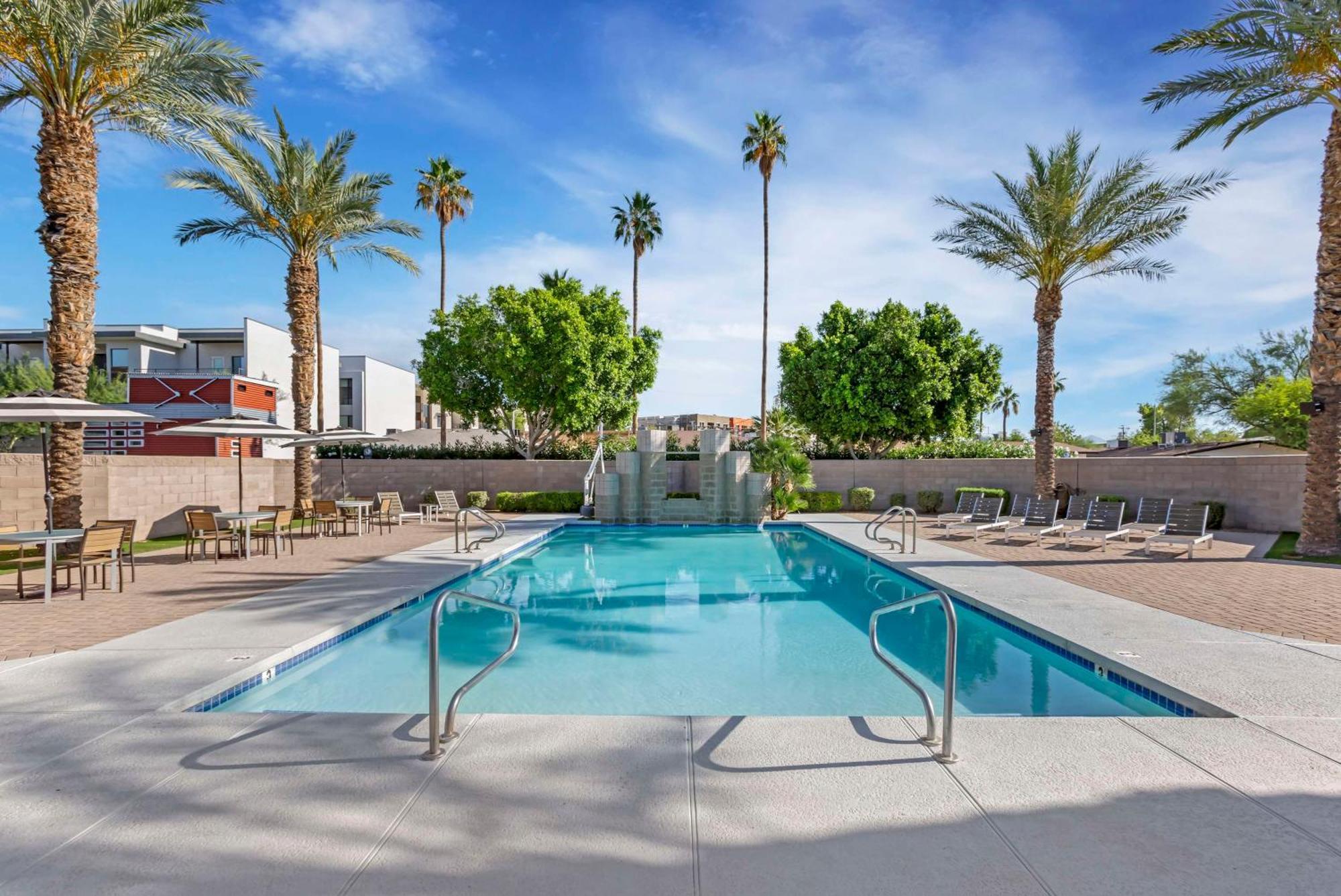 Best Western Plus Sundial Scottsdale Bagian luar foto