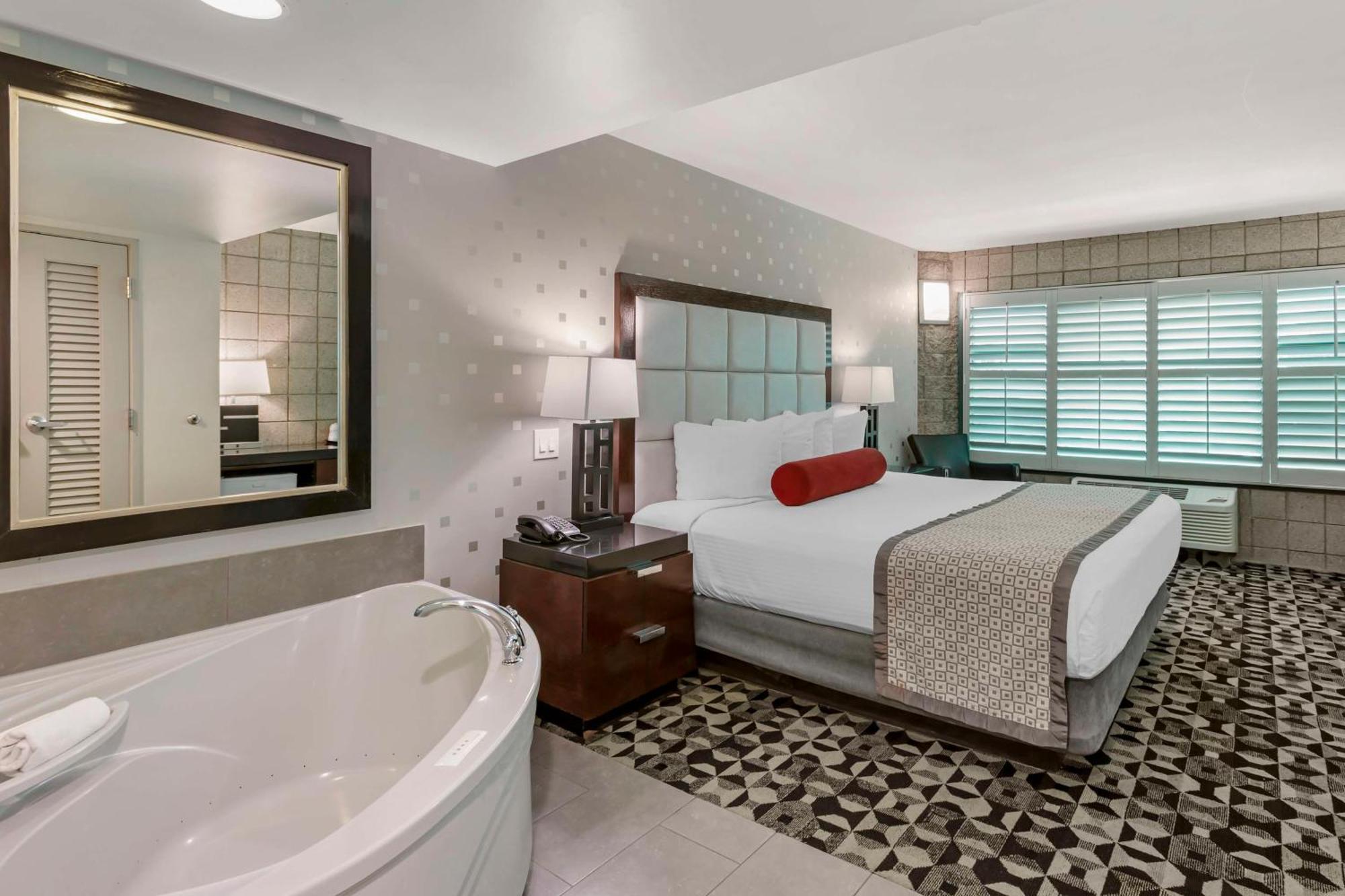 Best Western Plus Sundial Scottsdale Bagian luar foto
