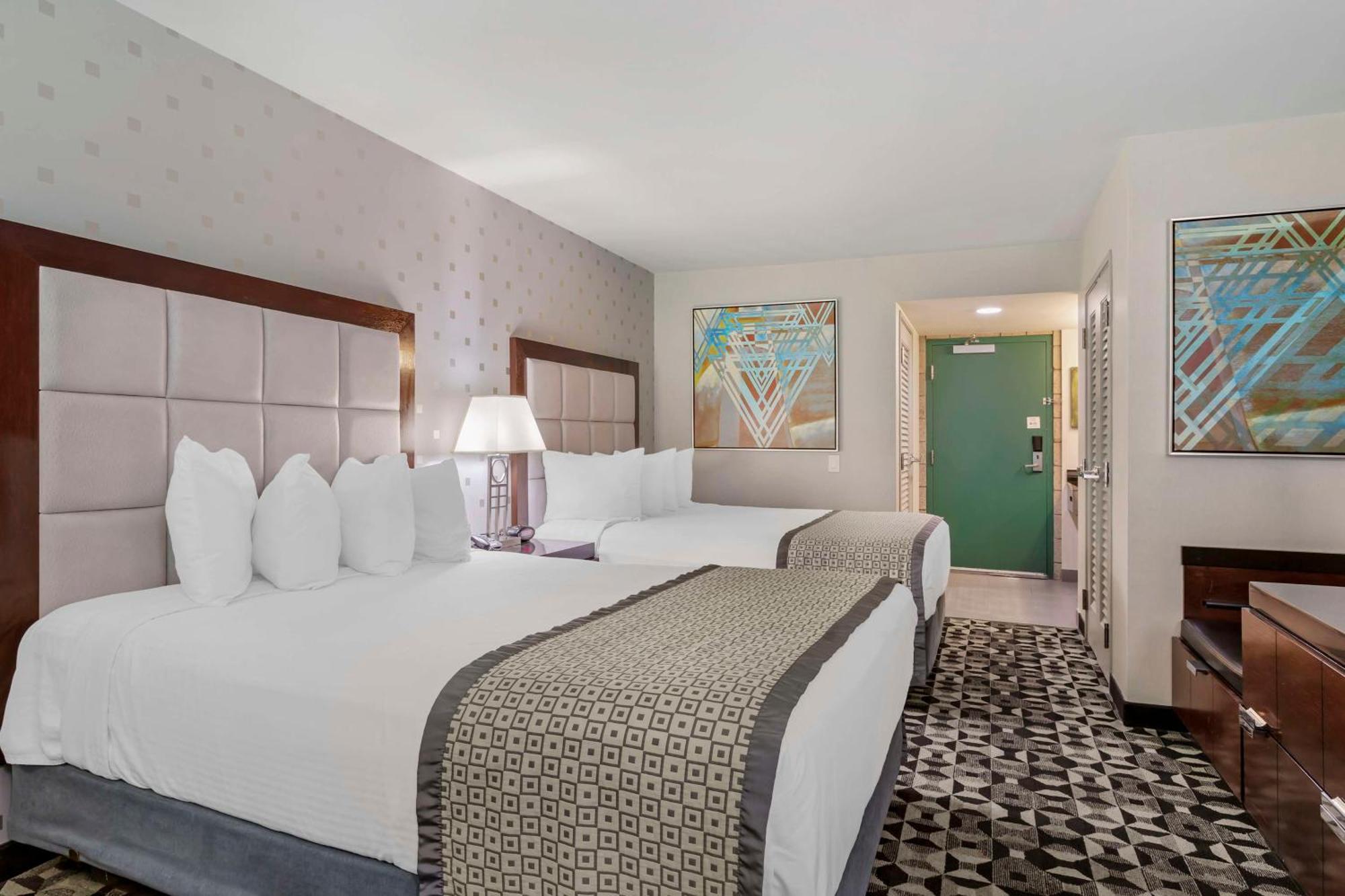Best Western Plus Sundial Scottsdale Bagian luar foto