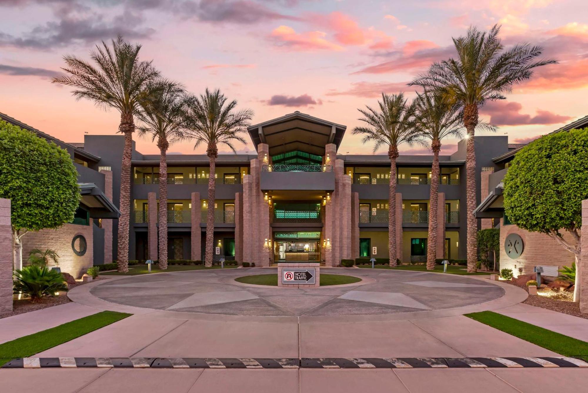 Best Western Plus Sundial Scottsdale Bagian luar foto