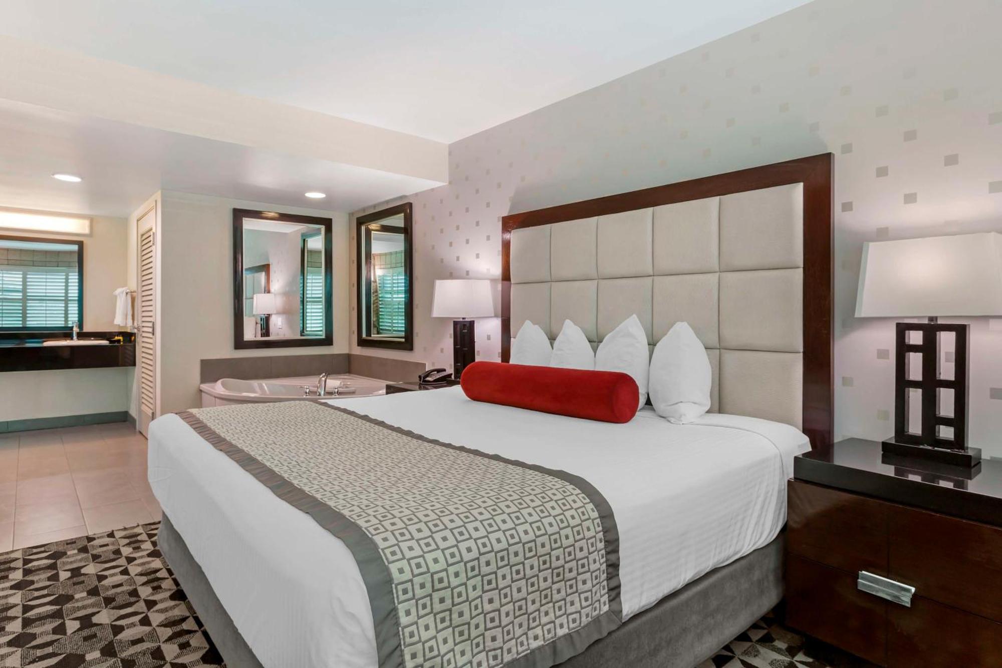 Best Western Plus Sundial Scottsdale Bagian luar foto
