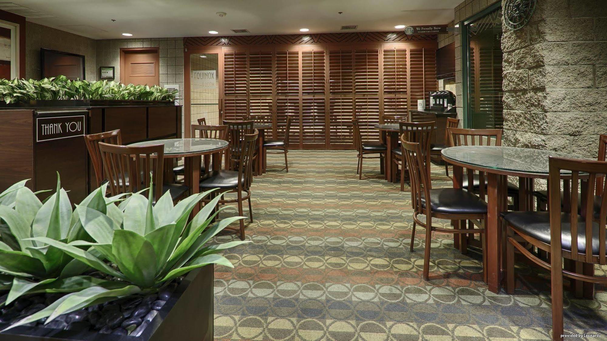Best Western Plus Sundial Scottsdale Bagian luar foto